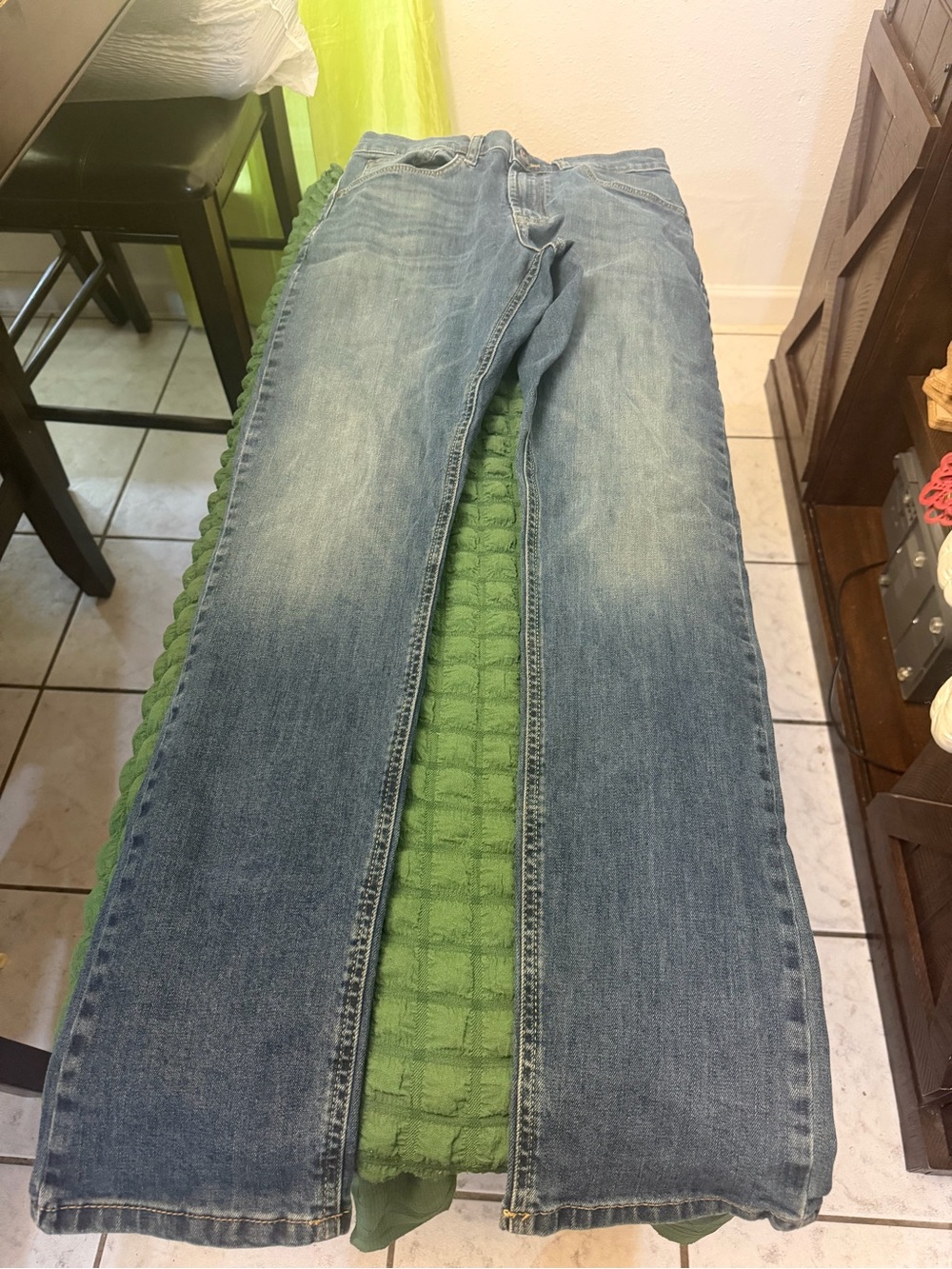 Wrangler Men's Faded Blue Bootcut Jeans
